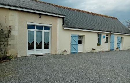 Chambre d'h&ocirc;tes n&deg;37G23302 Channay-sur-Lathan - Indre-et-Loire - Chambre d'h&ocirc;tes la Grange du Tremblay de l'ext&eacute;rieur (photo du propri&eacute;taire)