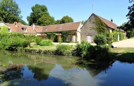G&icirc;te de groupe n&deg;37G30042 Neuill&eacute;-le-Lierre - Indre-et-Loire - photo