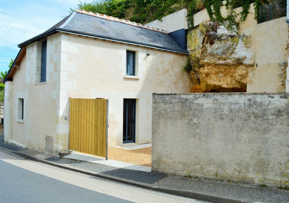 photo 0