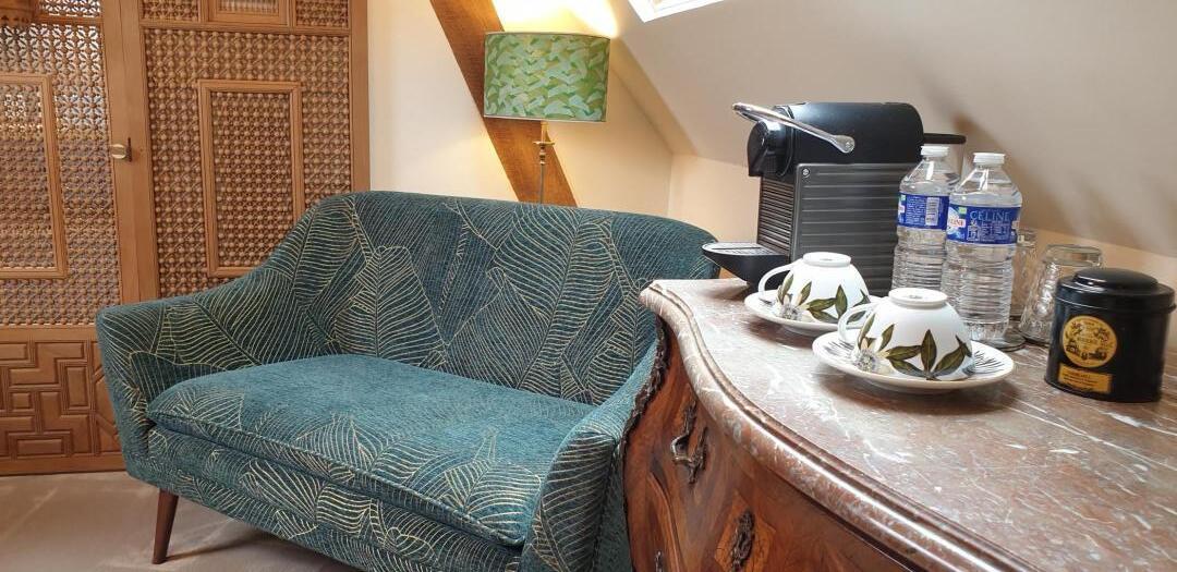 La chambre des Secrets, coin salon. (photo du propriétaire) photo 28