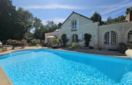 Moulin &agrave; eau37G24559 Saint-Cyr-sur-Loire - Indre-et-Loire - Fa&ccedil;ade principale 