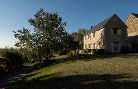 G&icirc;te n&deg;37G26071 Avon-les-Roches - Indre-et-Loire - (photo du propri&eacute;taire)