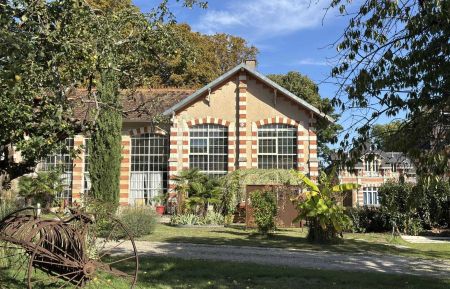 G&icirc;te n&deg;37G29781 Savonni&egrave;res - Indre-et-Loire - (photo du propri&eacute;taire)